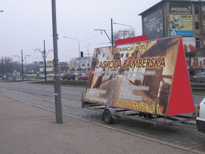 Przyczepy reklamowe dla poznańskiej restauracji